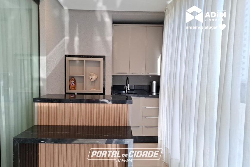 Apartamento para alugar - 123m&sup2; - Meia Praia