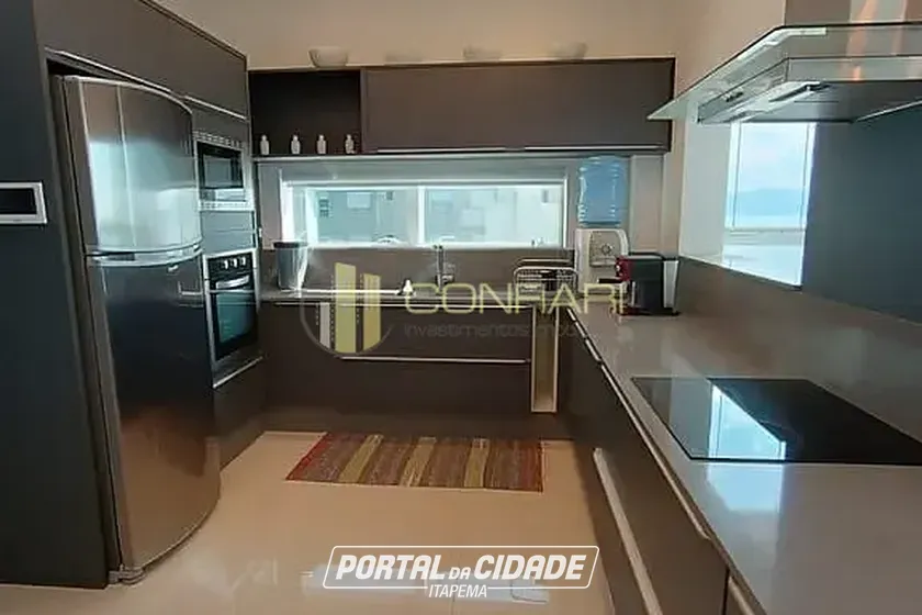 Apartamento para alugar - 180m&sup2; - Meia Praia
