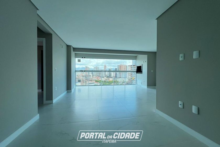 Apartamento &agrave; venda - 81m&sup2; - 