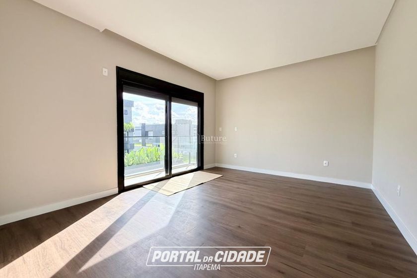 Casa &agrave; venda - 411m&sup2; - Centro