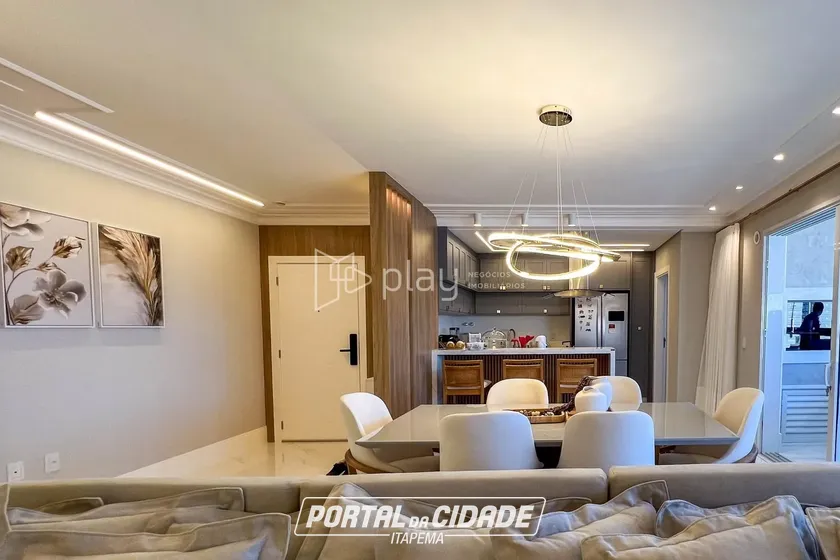 Apartamento &agrave; venda - 180m&sup2; - Meia Praia
