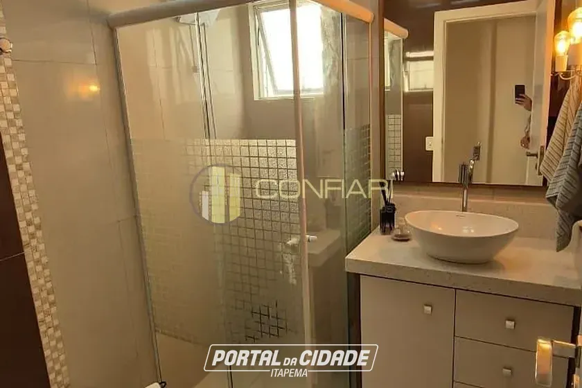 Apartamento &agrave; venda - 168m&sup2; - Meia Praia