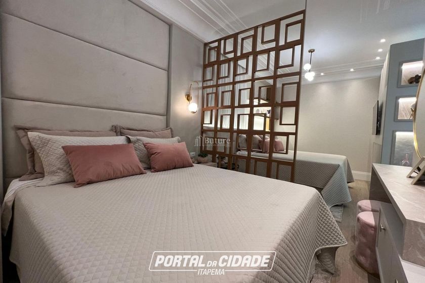Apartamento &agrave; venda - 305m&sup2; - Meia Praia