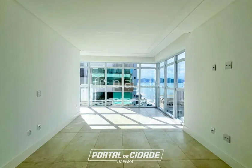 Apartamento &agrave; venda - 297m&sup2; - Meia Praia