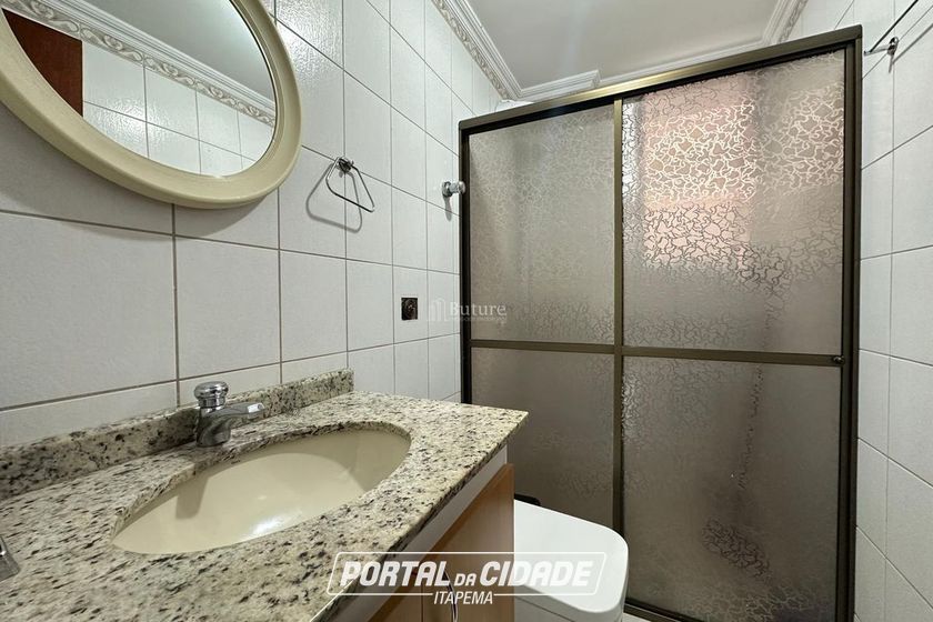 Apartamento &agrave; venda - 79m&sup2; - Meia Praia