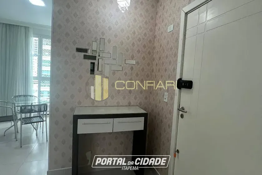 Apartamento para alugar - 110m&sup2; - Meia Praia