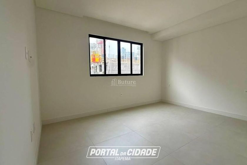 Apartamento &agrave; venda - Meia Praia