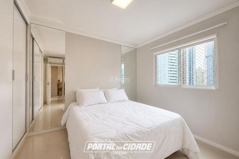 Apartamento &agrave; venda - 108m&sup2; - Centro