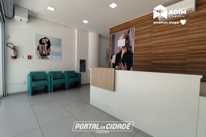 Sal&atilde;o Comercial para alugar - 180m&sup2; - Centro