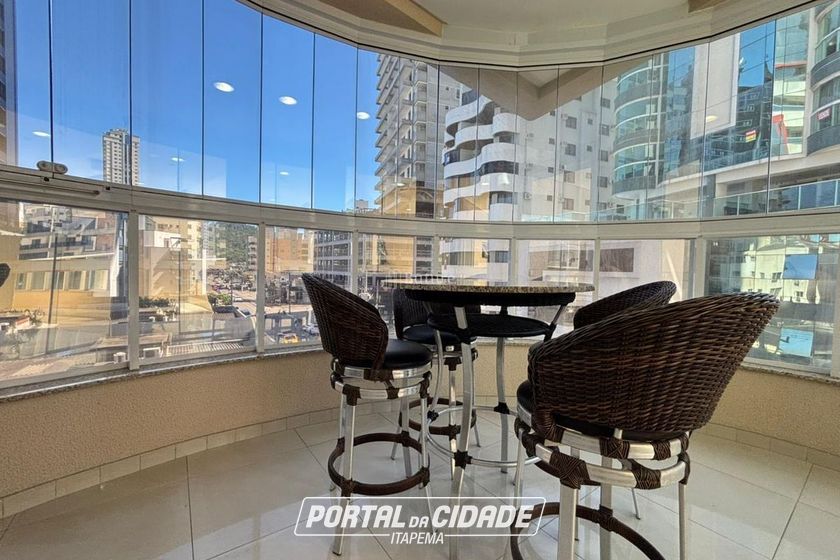 Apartamento &agrave; venda - 173m&sup2; - Centro