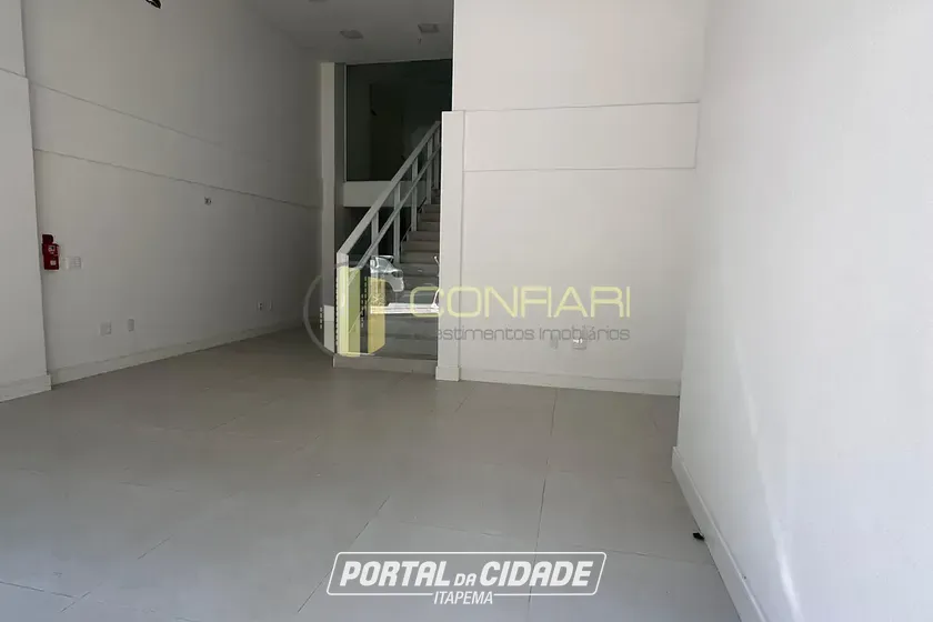 Sala Comercial para alugar - 116m&sup2; - Meia praia