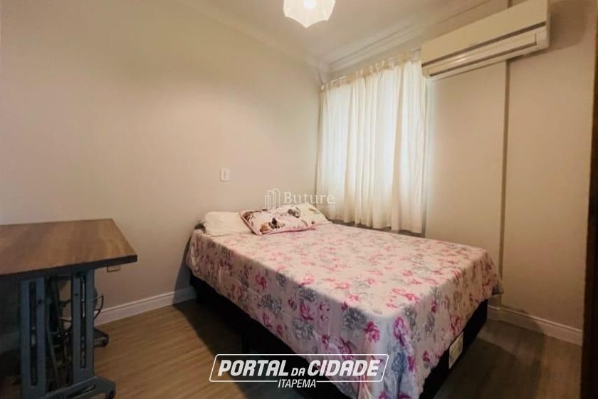 Apartamento &agrave; venda - 110m&sup2; - Meia Praia