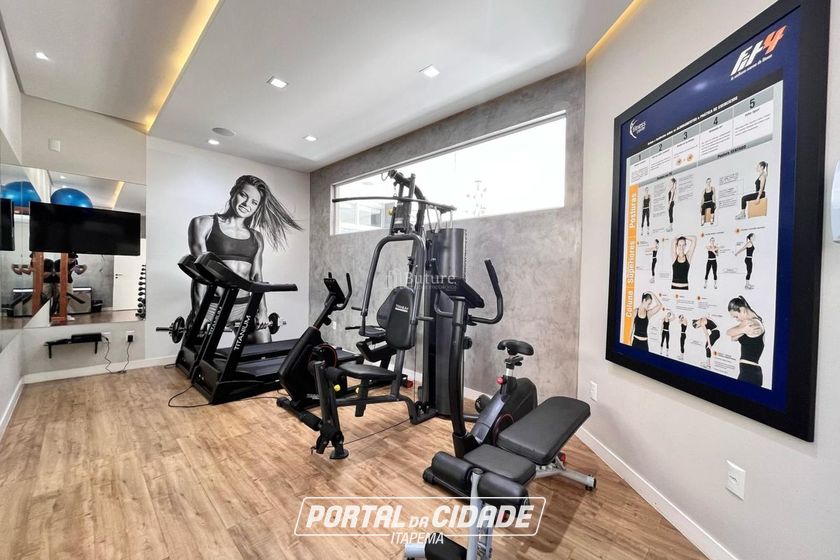 Apartamento &agrave; venda - 148m&sup2; - Meia Praia