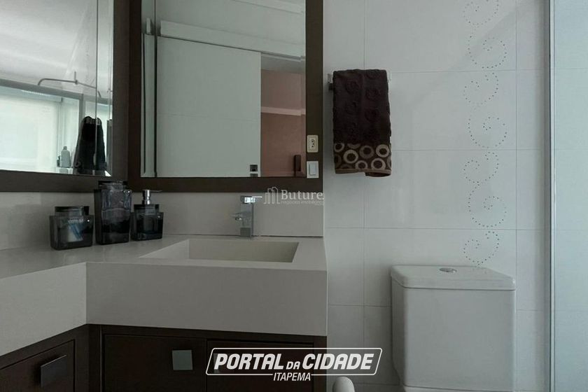 Apartamento &agrave; venda - 138m&sup2; - Centro
