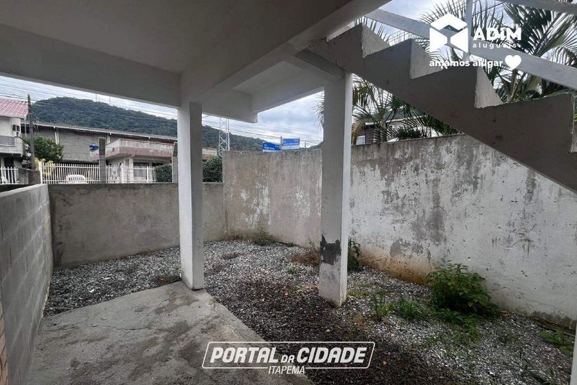 Apartamento para alugar - 60m&sup2; - Barra