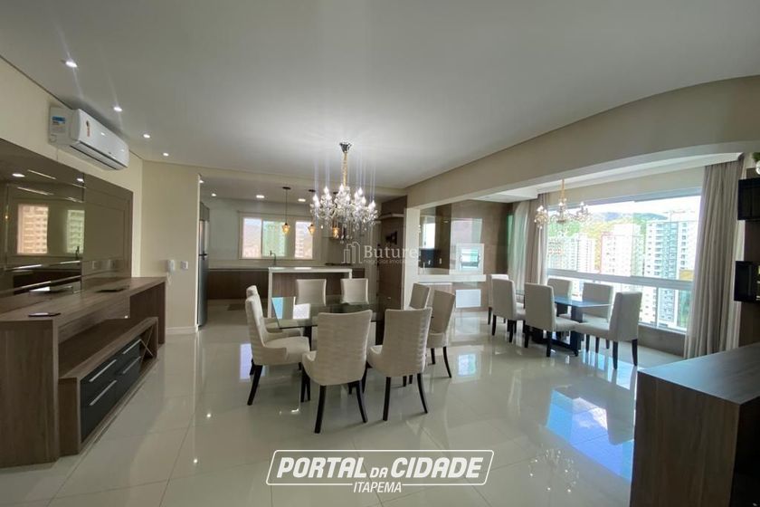 Apartamento &agrave; venda - 190m&sup2; - Meia Praia
