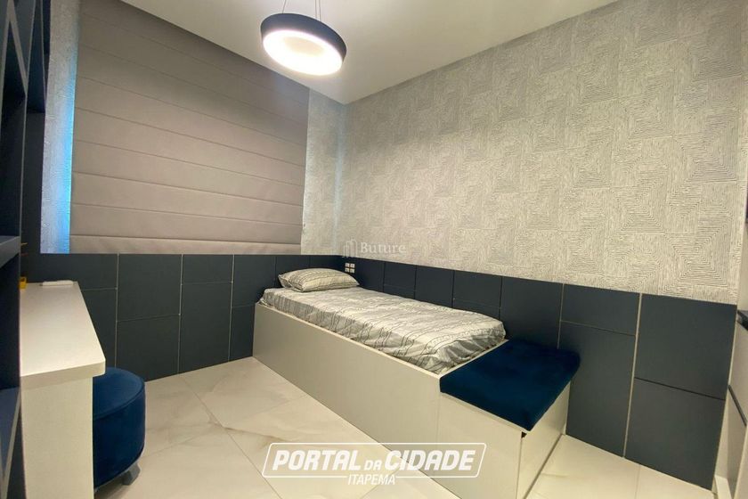 Apartamento &agrave; venda - 182m&sup2; - Meia Praia
