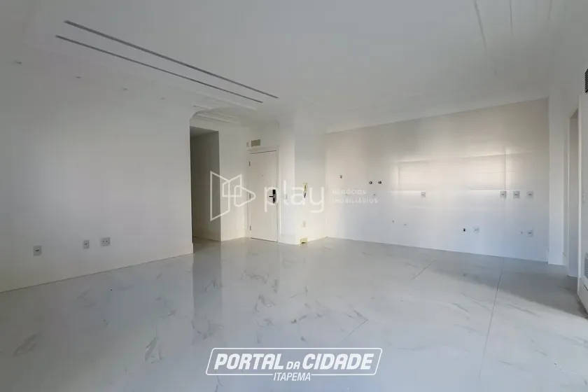 Apartamento &agrave; venda - 233m&sup2; - Meia Praia