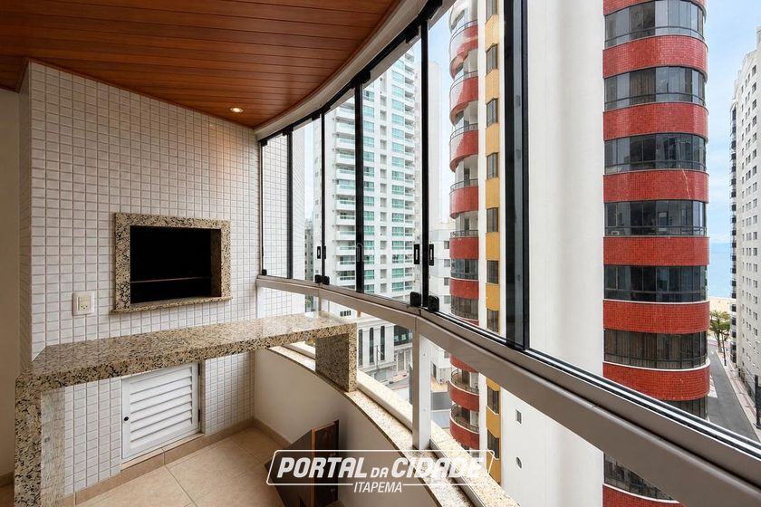Apartamento &agrave; venda - 126m&sup2; - Centro