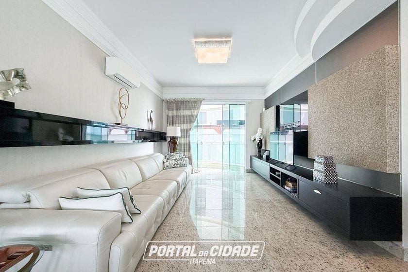 Apartamento &agrave; venda - Meia Praia