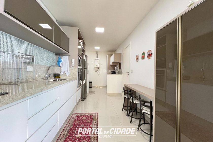Apartamento &agrave; venda - 197m&sup2; - Centro