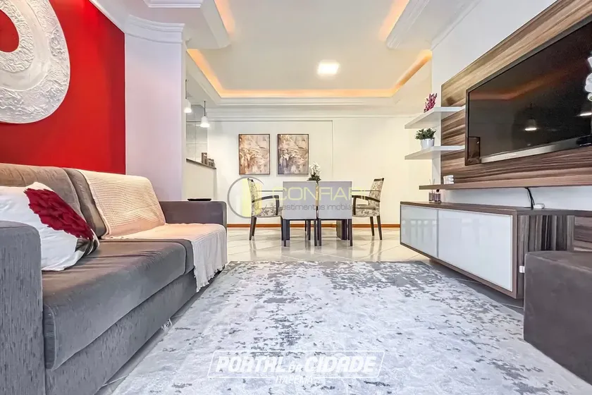 Apartamento &agrave; venda - 110m&sup2; - Meia Praia