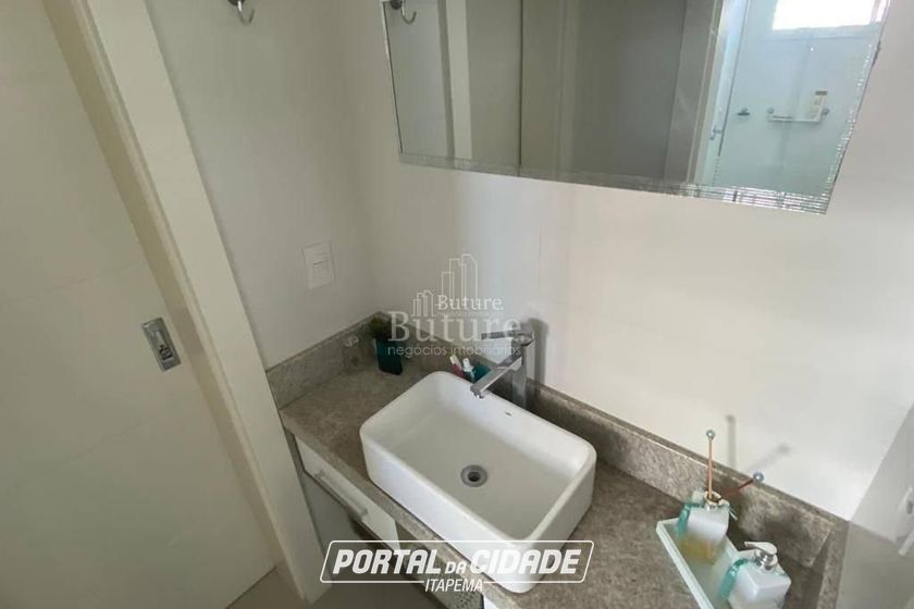 Apartamento &agrave; venda - Meia Praia