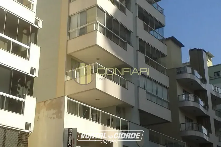 Apartamento &agrave; venda - 95m&sup2; - Meia Praia