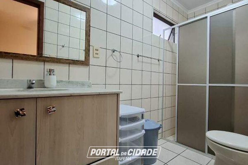 Apartamento para alugar - 193m&sup2; - Meia Praia