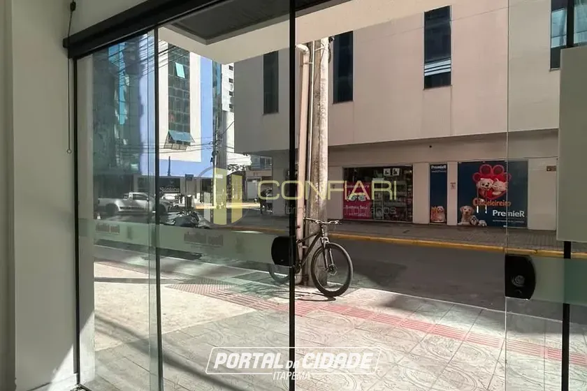 Sala Comercial para alugar - 60m&sup2; - meia praia