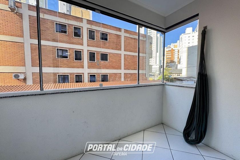 Apartamento &agrave; venda - 80m&sup2; - Centro