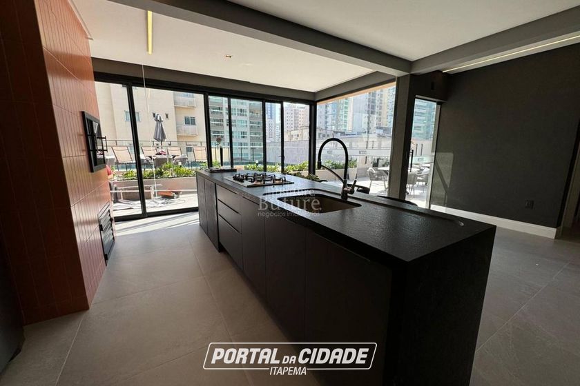 Apartamento &agrave; venda - Meia Praia