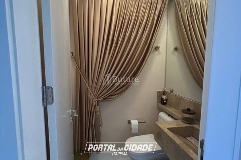 Apartamento &agrave; venda - Meia Praia