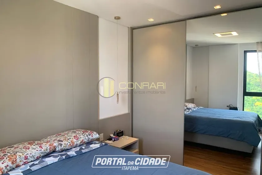 Apartamento para alugar - 125m&sup2; - Meia Praia