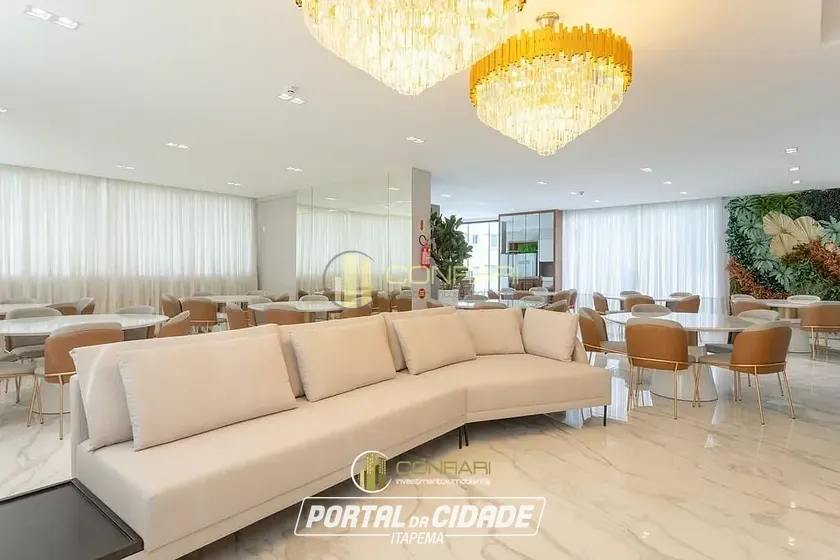 Apartamento &agrave; venda - 138m&sup2; - Meia Praia