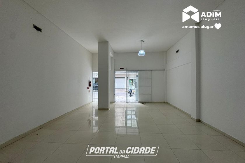 Sala Comercial para alugar - 150m&sup2; - Meia Praia