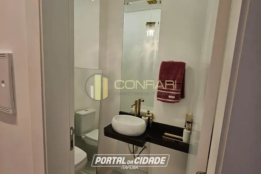 Apartamento para alugar - 127m&sup2; - Meia Praia