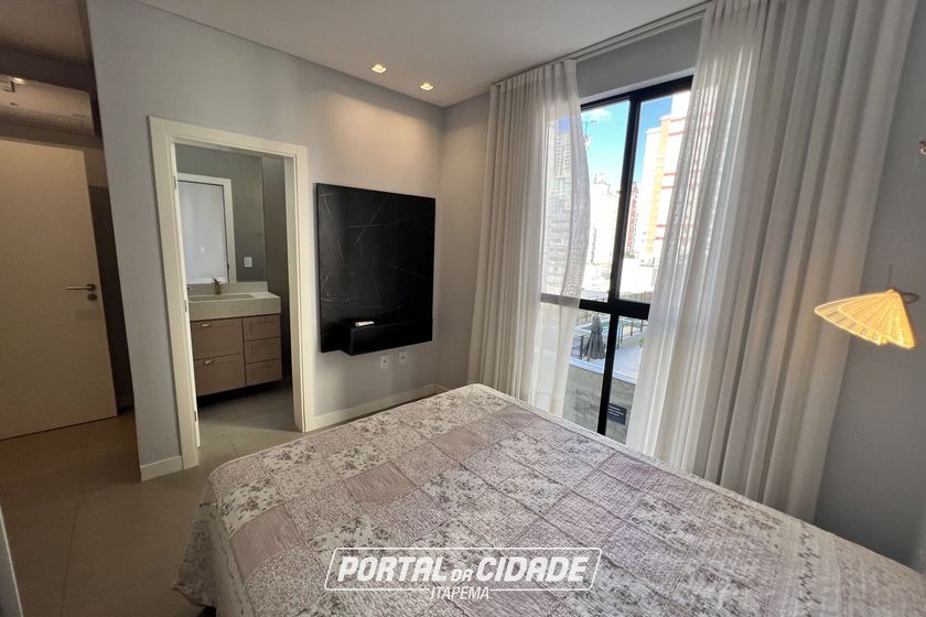 Apartamento &agrave; venda - 175m&sup2; - Meia Praia