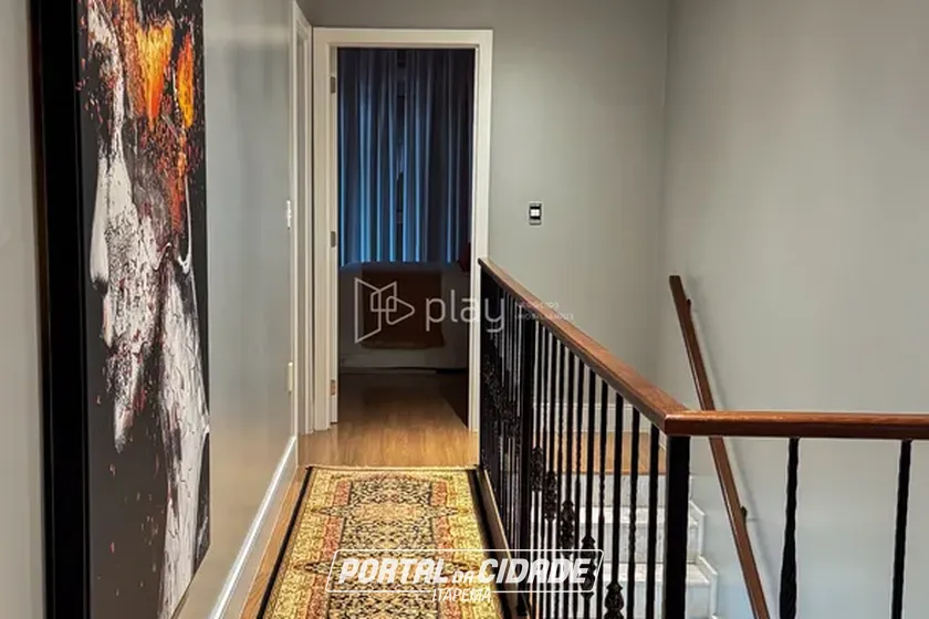Apartamento &agrave; venda - 251m&sup2; - Meia Praia