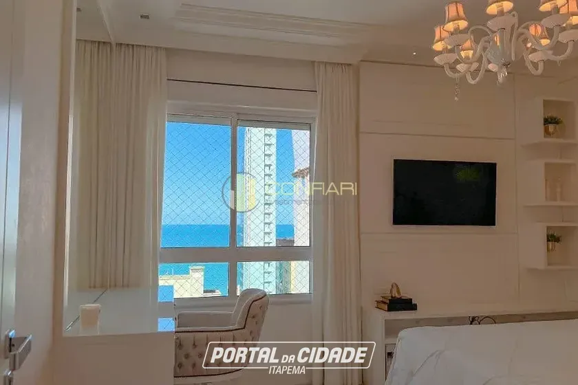Apartamento &agrave; venda - 251m&sup2; - Meia Praia