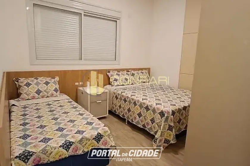 Apartamento para alugar - 180m&sup2; - Meia Praia