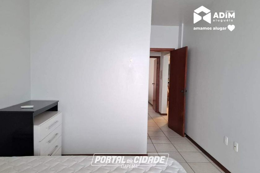 Apartamento para alugar - 134m&sup2; - Meia Praia