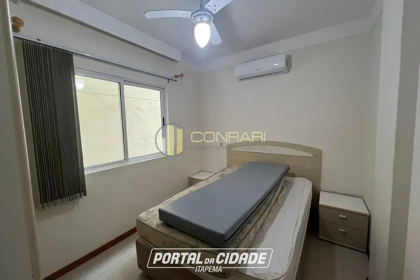 Apartamento para alugar - 106m&sup2; - MEIA PRAIA