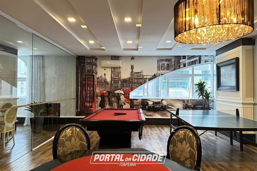 Apartamento &agrave; venda - 170m&sup2; - Meia Praia