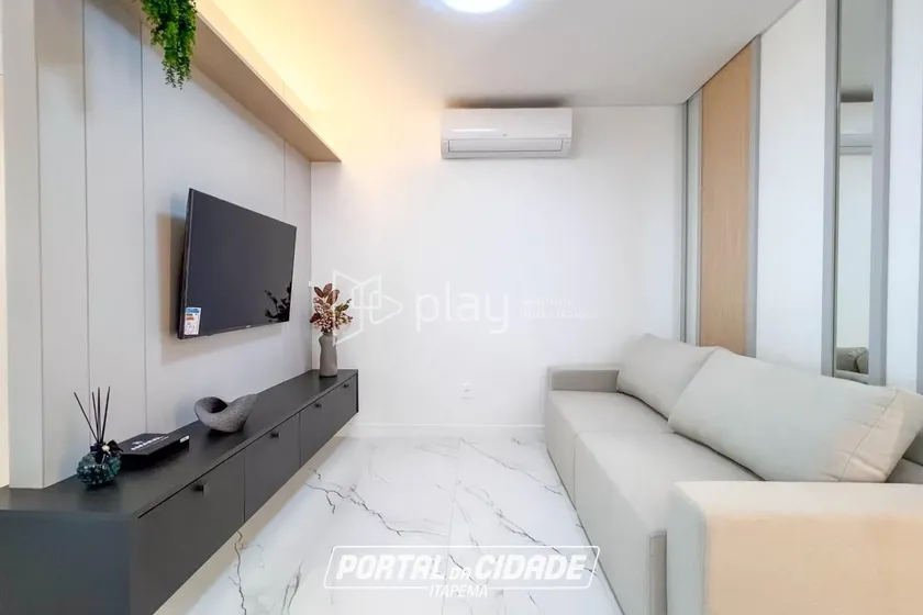 Apartamento &agrave; venda - 114m&sup2; - Meia Praia