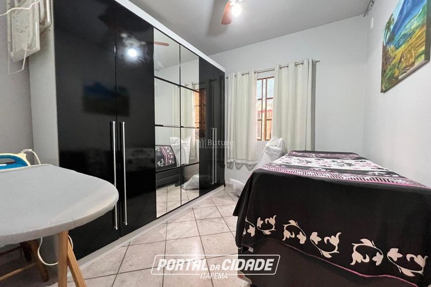 Apartamento &agrave; venda - 90m&sup2; - Morretes