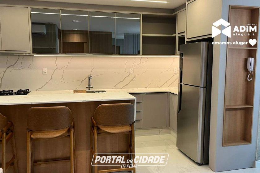Apartamento para alugar - 160m&sup2; - Meia Praia