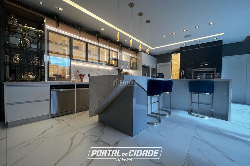 Casa &agrave; venda - 650m&sup2; - Regi&atilde;o das Praias
