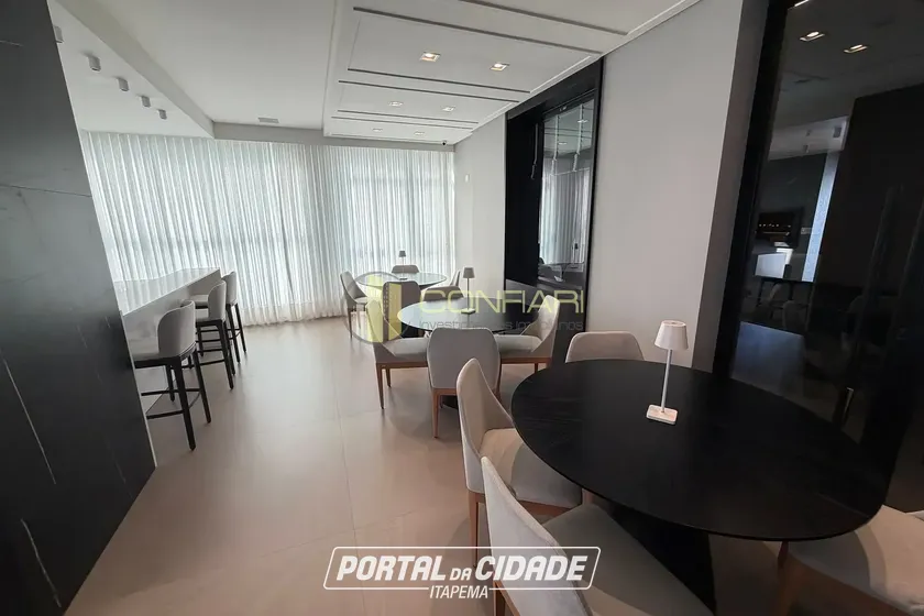 Apartamento &agrave; venda - 103m&sup2; - meia praia