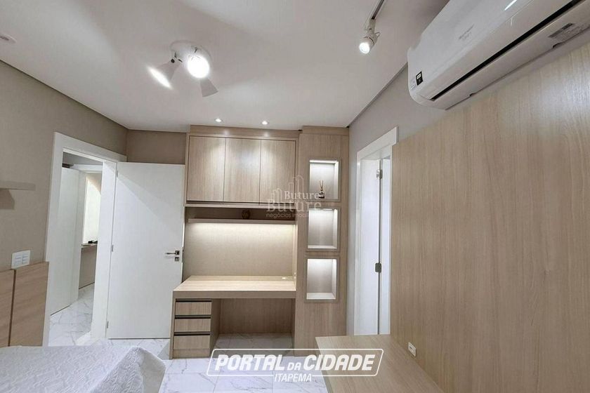 Apartamento &agrave; venda - Meia Praia
